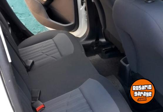 Autos - Peugeot 208 Allure 2016 Nafta 105000Km - En Venta