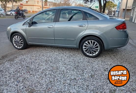 Autos - Fiat Línea punto 408 Focus 2017 Nafta 105000Km - En Venta