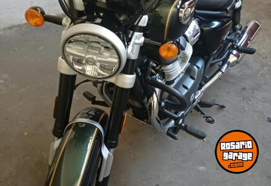 Motos - Royal Enfield super meteor 650 2025 Nafta 6500Km - En Venta