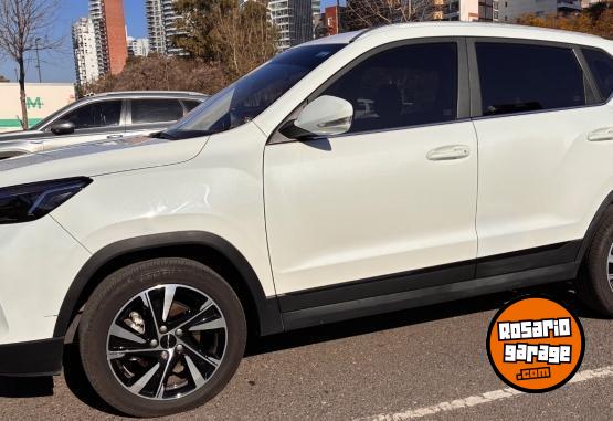 Autos - Baic X35 2023 Nafta 15000Km - En Venta