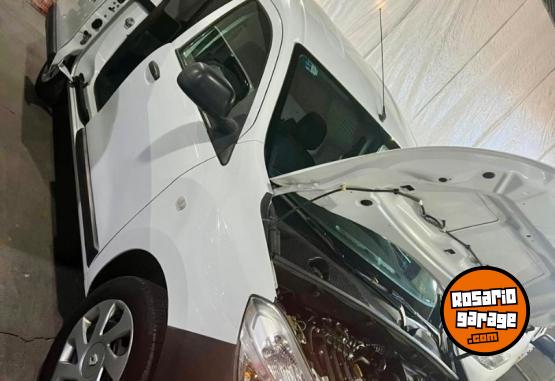 Utilitarios - Renault Kangoo Furgón 2022 GNC 92300Km - En Venta