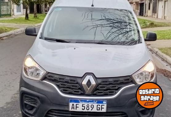 Utilitarios - Renault Kangoo Furgón 2022 GNC 92300Km - En Venta