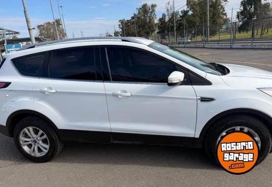 Camionetas - Ford KUGA SEL 2.0 AT 2018 Nafta 70000Km - En Venta