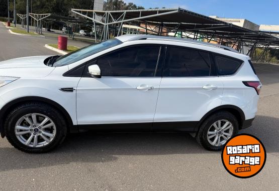 Camionetas - Ford KUGA SEL 2.0 AT 2018 Nafta 70000Km - En Venta