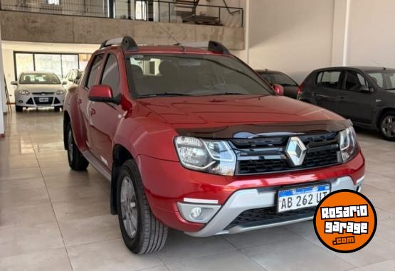 Camionetas - Renault Duster Oroch 2.0 Privileg 2017 GNC 120000Km - En Venta