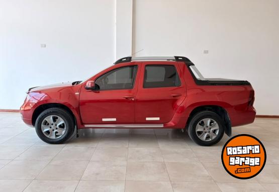 Camionetas - Renault Duster Oroch 2.0 Privileg 2017 GNC 120000Km - En Venta