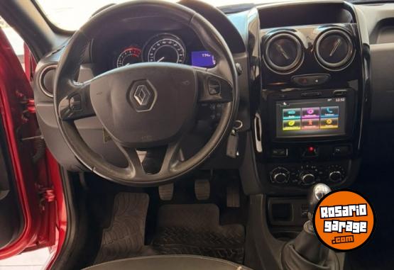 Camionetas - Renault Duster Oroch 2.0 Privileg 2017 GNC 120000Km - En Venta