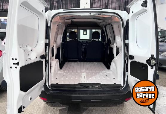 Utilitarios - Renault Kangoo confort 2022 Nafta 65000Km - En Venta