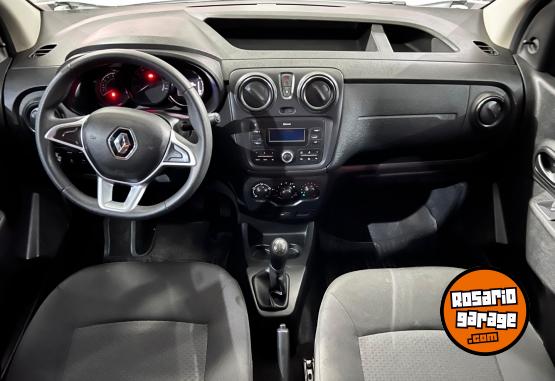 Utilitarios - Renault Kangoo confort 2022 Nafta 65000Km - En Venta