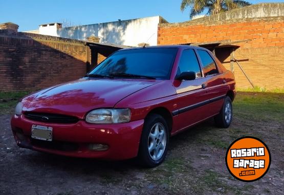 Autos - Ford Escort CLX 1997 Nafta 222222Km - En Venta