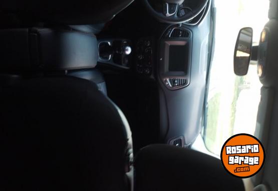 Camionetas - Jeep Compass sport 2020 Nafta 95000Km - En Venta
