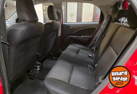 Autos - Toyota ETIOS 1.5 XLS 5 PTAS 2019 Nafta 86000Km - En Venta