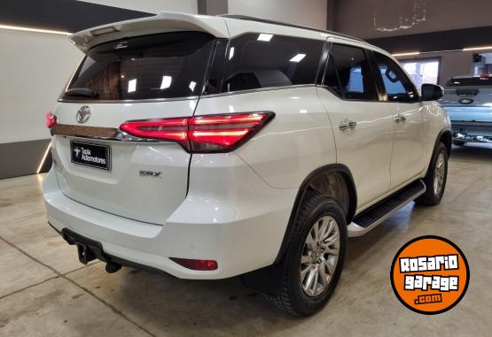 Camionetas - Toyota SW4 SRX 2.8L 4X4 AT 2021 2021 Diesel 153000Km - En Venta