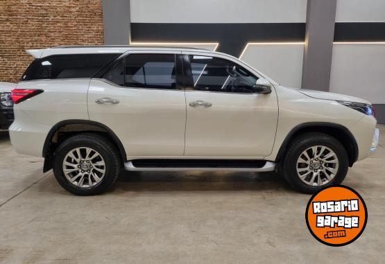 Camionetas - Toyota SW4 SRX 2.8L 4X4 AT 2021 2021 Diesel 153000Km - En Venta