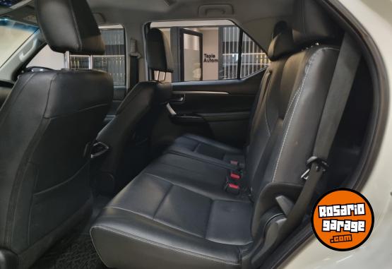 Camionetas - Toyota SW4 SRX 2.8L 4X4 AT 2021 2021 Diesel 153000Km - En Venta