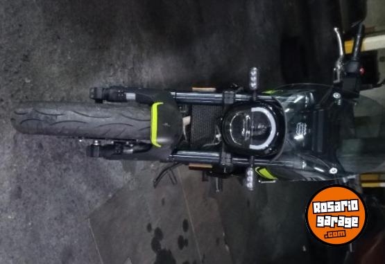 Motos - Benelli Leoncino 250 2024 Nafta 4050Km - En Venta