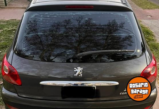 Autos - Peugeot 207 2010 Nafta 138500Km - En Venta