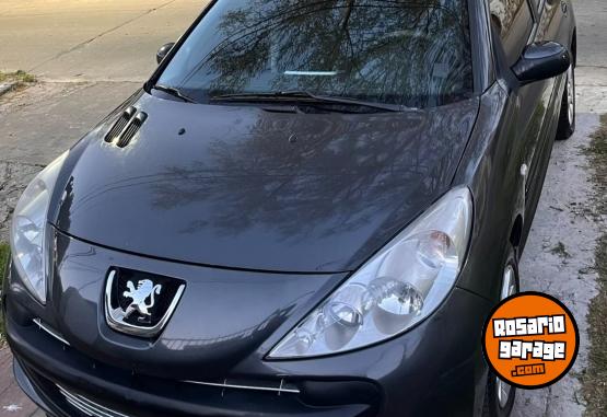 Autos - Peugeot 207 2010 Nafta 138500Km - En Venta
