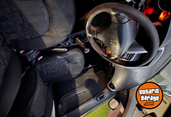 Autos - Peugeot 207 2010 Nafta 138500Km - En Venta