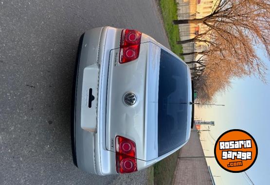 Autos - Volkswagen Bora 2009 Nafta 220000Km - En Venta