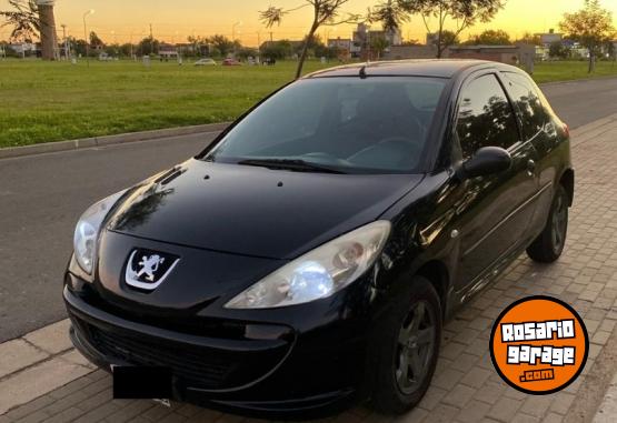Autos - Peugeot 207 1.4 Active 2013 Nafta 140000Km - En Venta