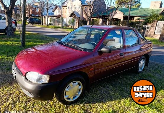 Autos - Ford Escort lx 1997 Nafta 70800Km - En Venta