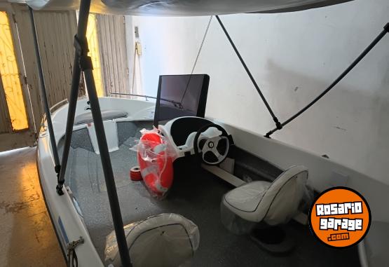 Embarcaciones - Vendo Lancha Atuel 460. sin Motor - En Venta