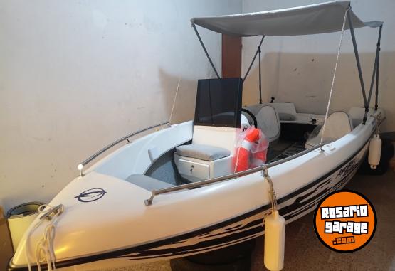 Embarcaciones - Vendo Lancha Atuel 460. sin Motor - En Venta