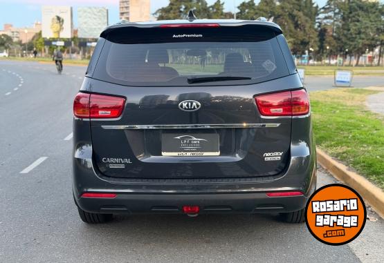 Autos - Kia CARNIVAL EX PREM 2019 Diesel 99500Km - En Venta