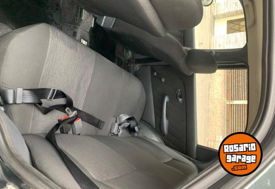 Autos - Fiat Palio 2013 GNC 83000Km - En Venta