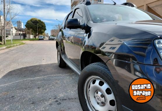 Utilitarios - Renault DUSTER 2017 Nafta 98000Km - En Venta