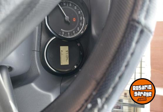 Utilitarios - Renault DUSTER 2017 Nafta 98000Km - En Venta