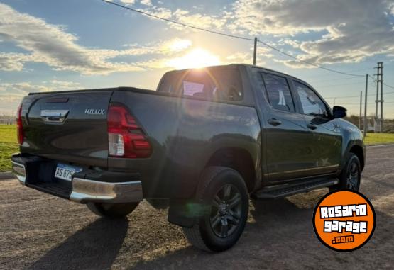 Camionetas - Toyota hilux 2024 Diesel 59500Km - En Venta