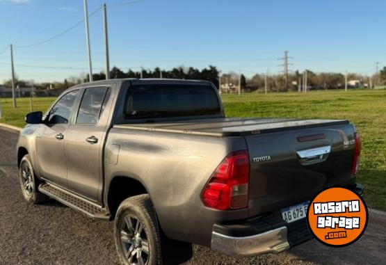 Camionetas - Toyota hilux 2024 Diesel 59500Km - En Venta