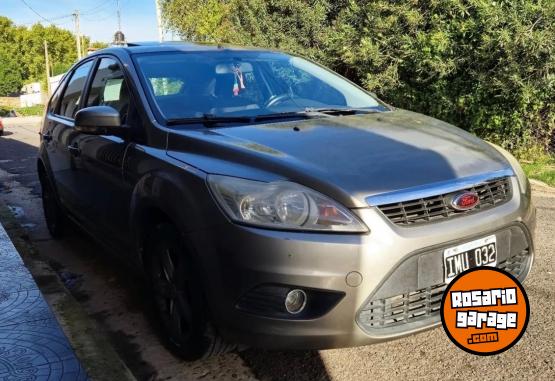 Autos - Ford Focus 2 2010 Nafta 183000Km - En Venta