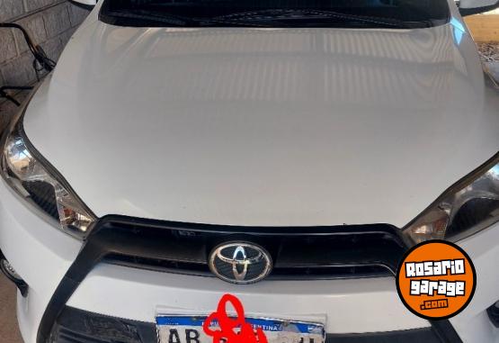 Autos - Toyota Yaris S 2017 Nafta 120000Km - En Venta