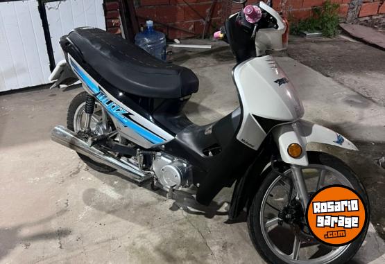 Motos - Motomel Blitz 2022 Nafta 6750Km - En Venta