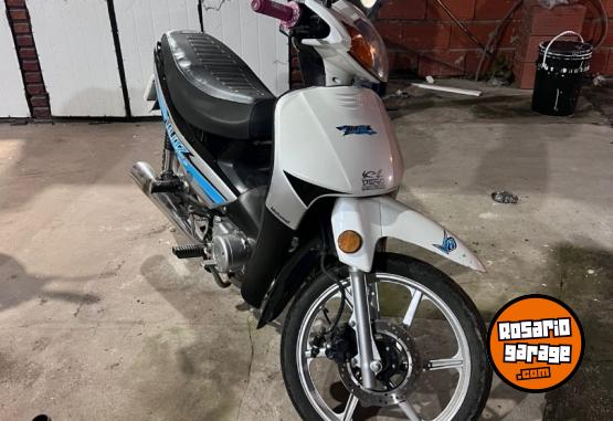 Motos - Motomel Blitz 2022 Nafta 6750Km - En Venta