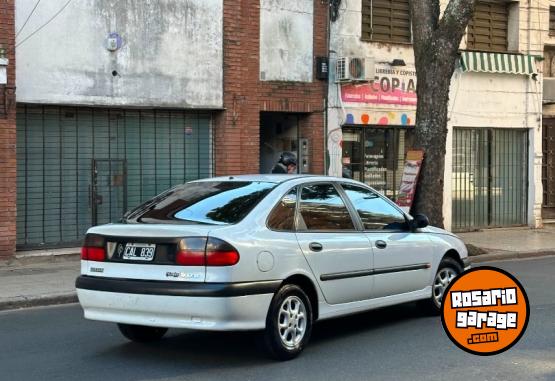 Autos - Renault Laguna 2.2 1998 Diesel 111111Km - En Venta