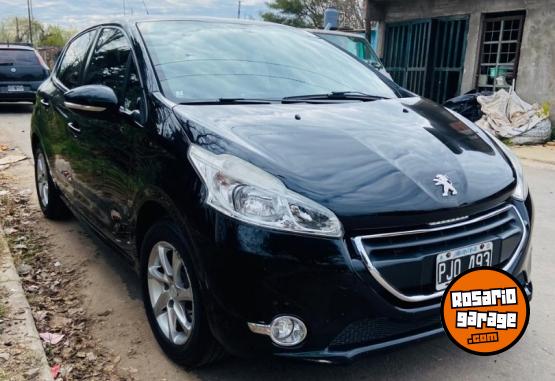 Autos - Peugeot 208 2015 GNC 125000Km - En Venta