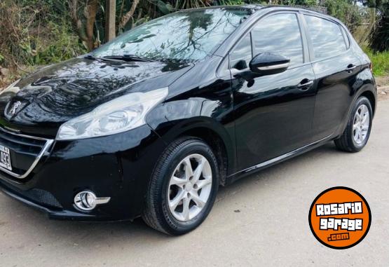 Autos - Peugeot 208 2015 GNC 125000Km - En Venta