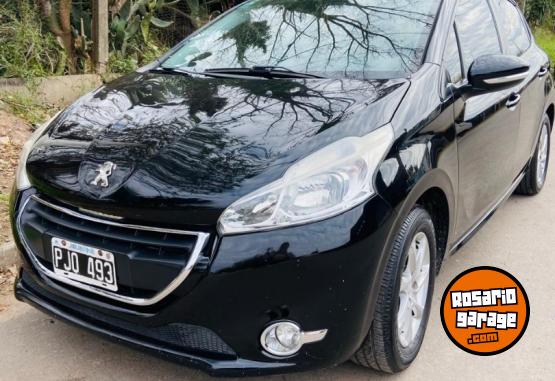 Autos - Peugeot 208 2015 GNC 125000Km - En Venta