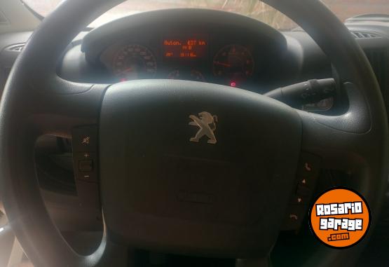 Utilitarios - Peugeot Boxer 2020 Diesel 130000Km - En Venta