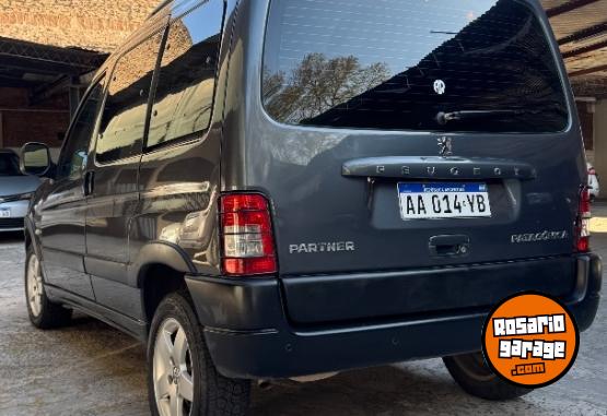Utilitarios - Peugeot Partner 2016 Nafta 159500Km - En Venta