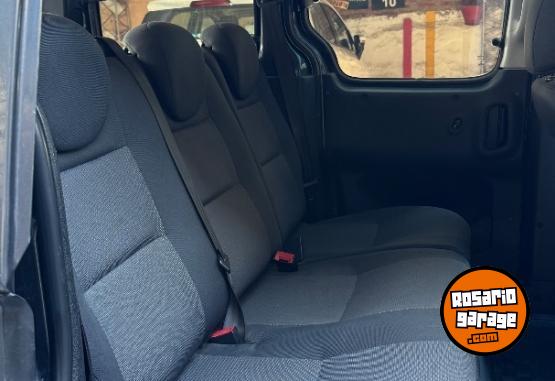 Utilitarios - Peugeot Partner 2016 Nafta 159500Km - En Venta