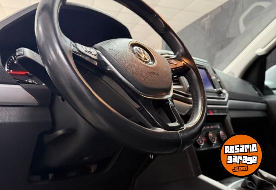 Camionetas - Volkswagen Amarok Highline AT 4x2 2021 Diesel 105000Km - En Venta