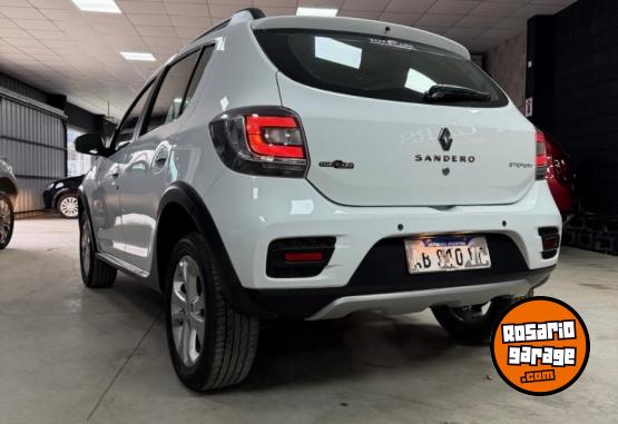 Autos - Renault Sandero Stepway Privilege 2017 Nafta 120000Km - En Venta