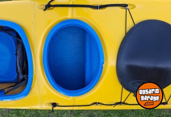 Deportes Náuticos - Kayak doble 2 de enero 6,30 metros - En Venta