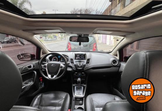 Autos - Ford Fiesta 2015 Nafta 121000Km - En Venta