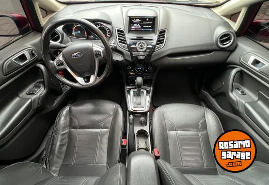 Autos - Ford Fiesta 2015 Nafta 121000Km - En Venta